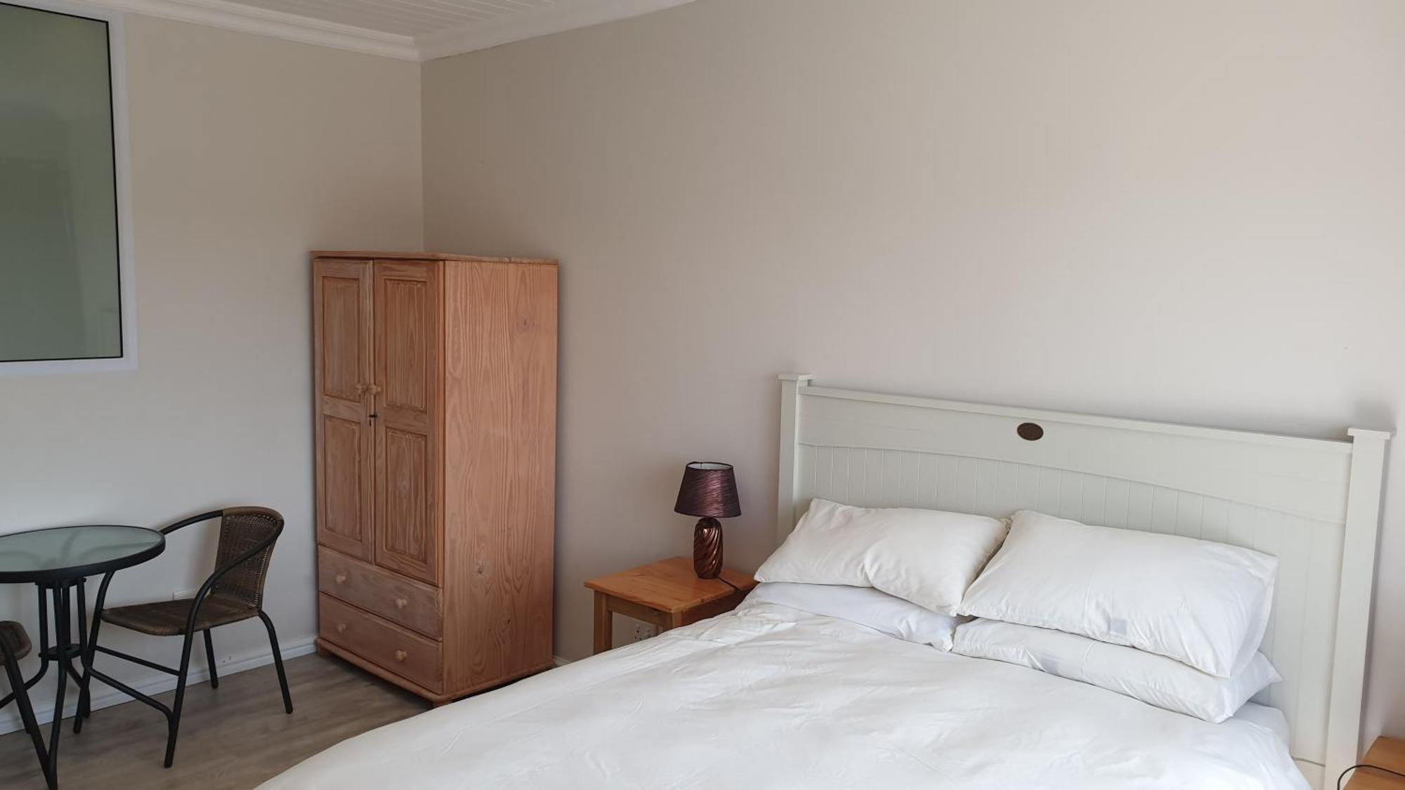 Stonehouse On Main Hotel Struisbaai Bilik gambar